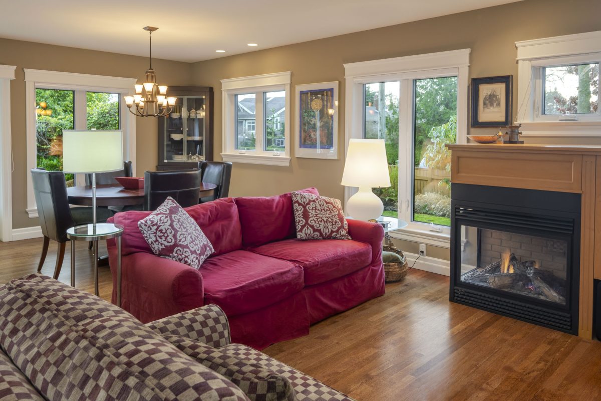 295 StCharles 040