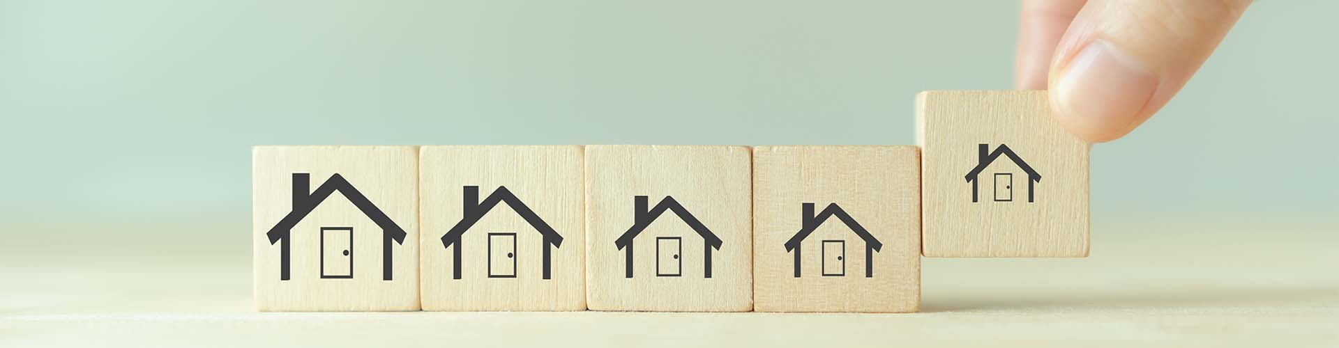 When is the Right Time to Downsize your Home? Banner Image