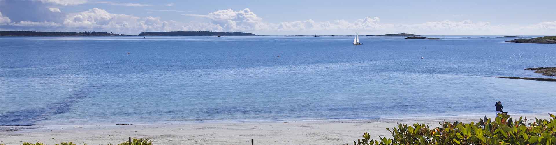 2072 Esplanade, Oak Bay, BC Banner Image