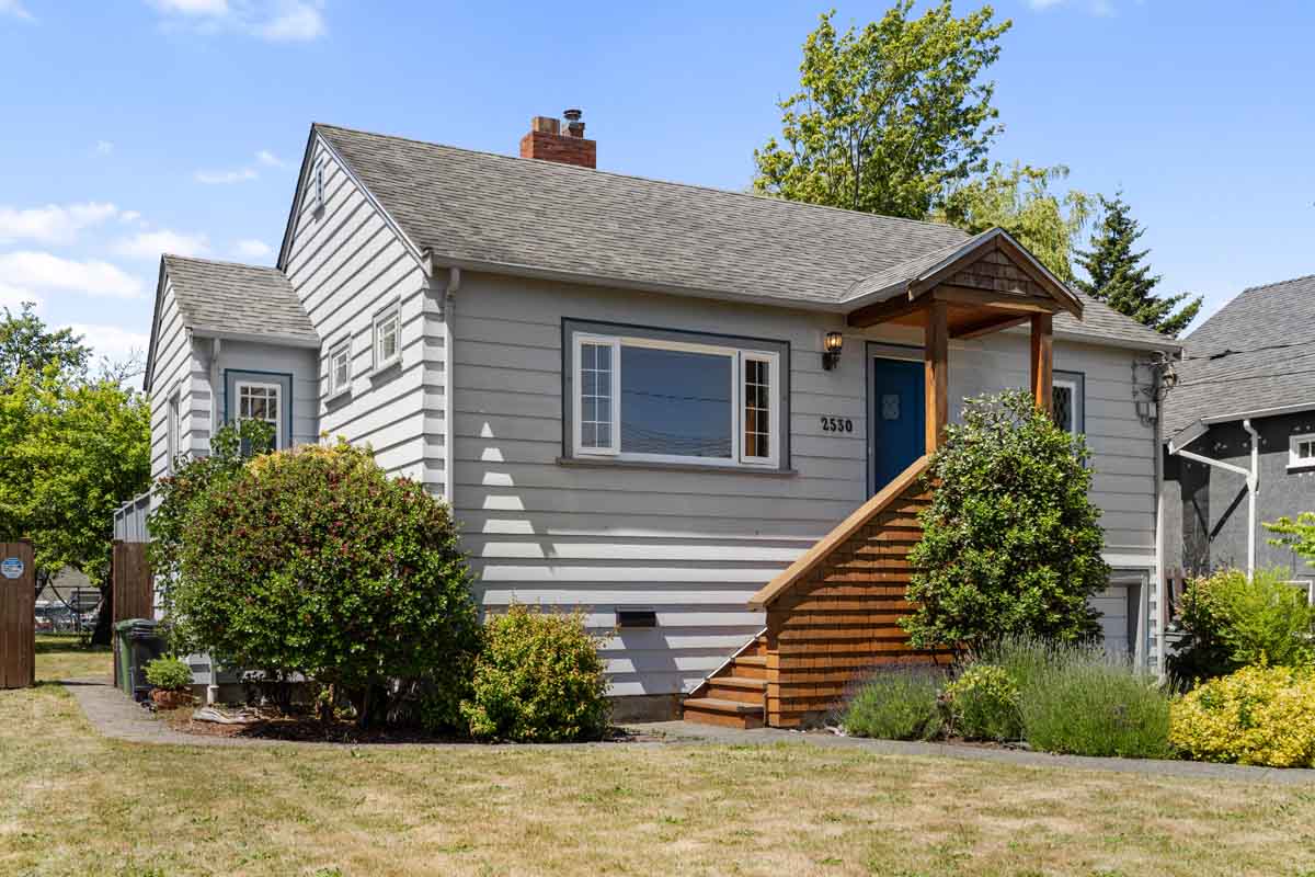 2530 Blackwood 02