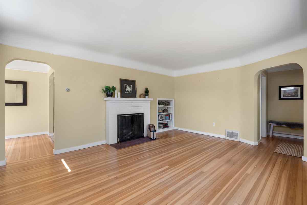 2530 Blackwood 09