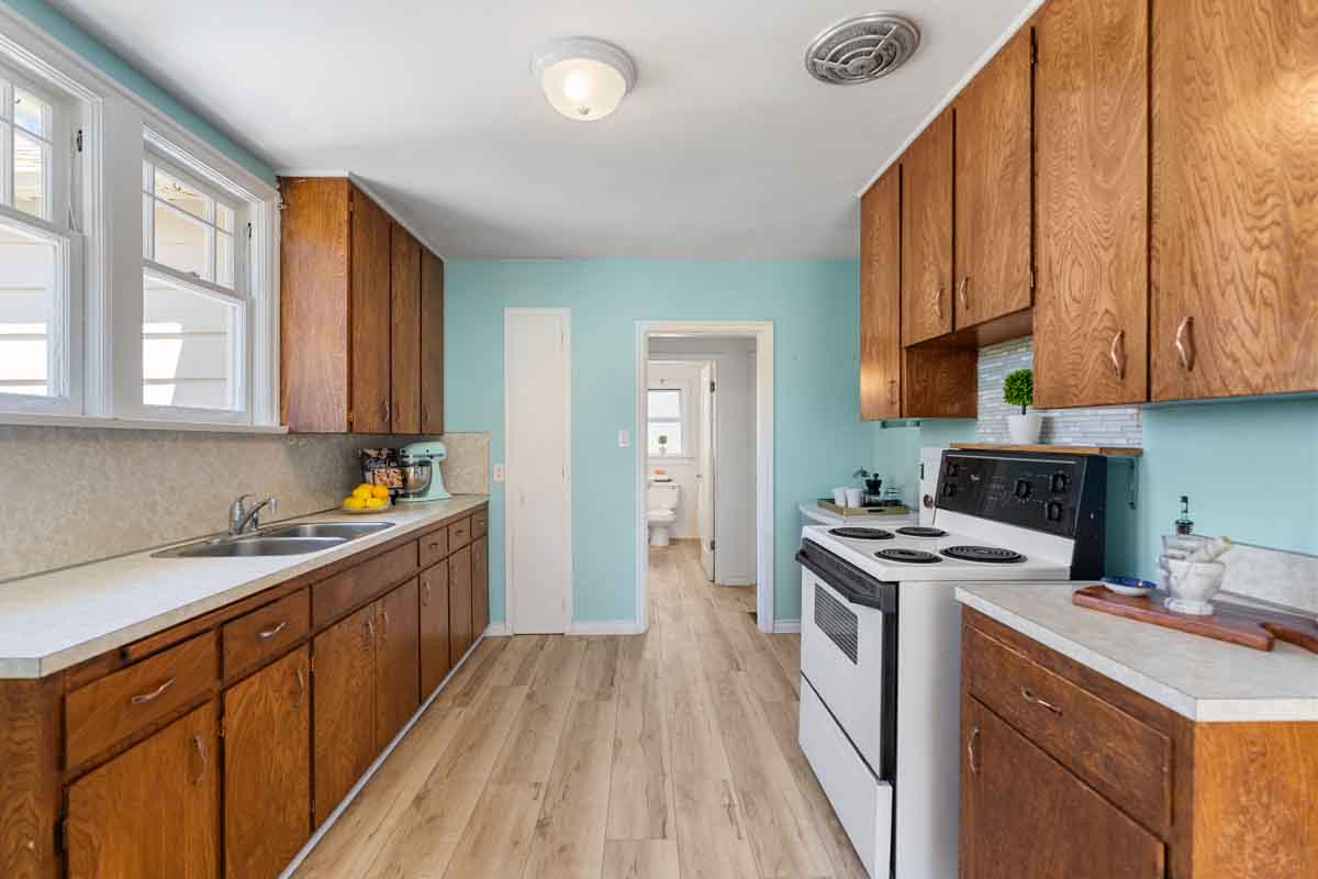 2530 Blackwood 16