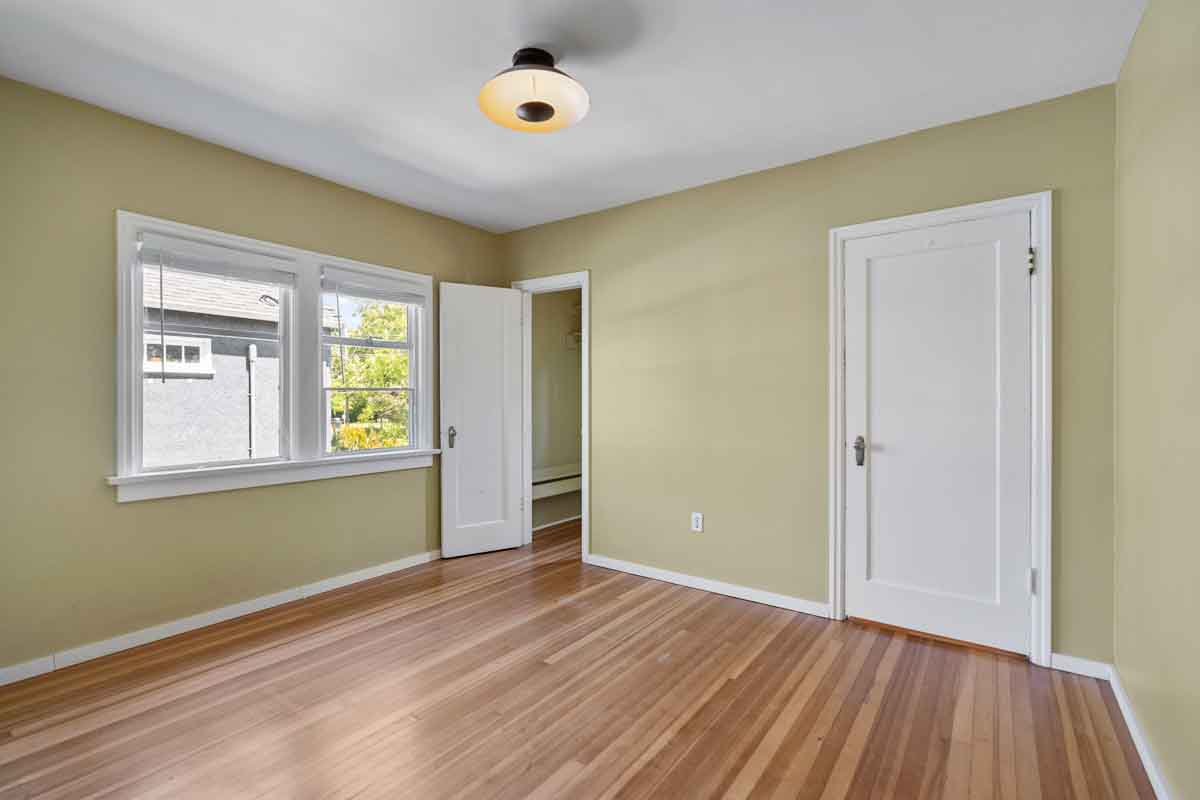 2530 Blackwood 21