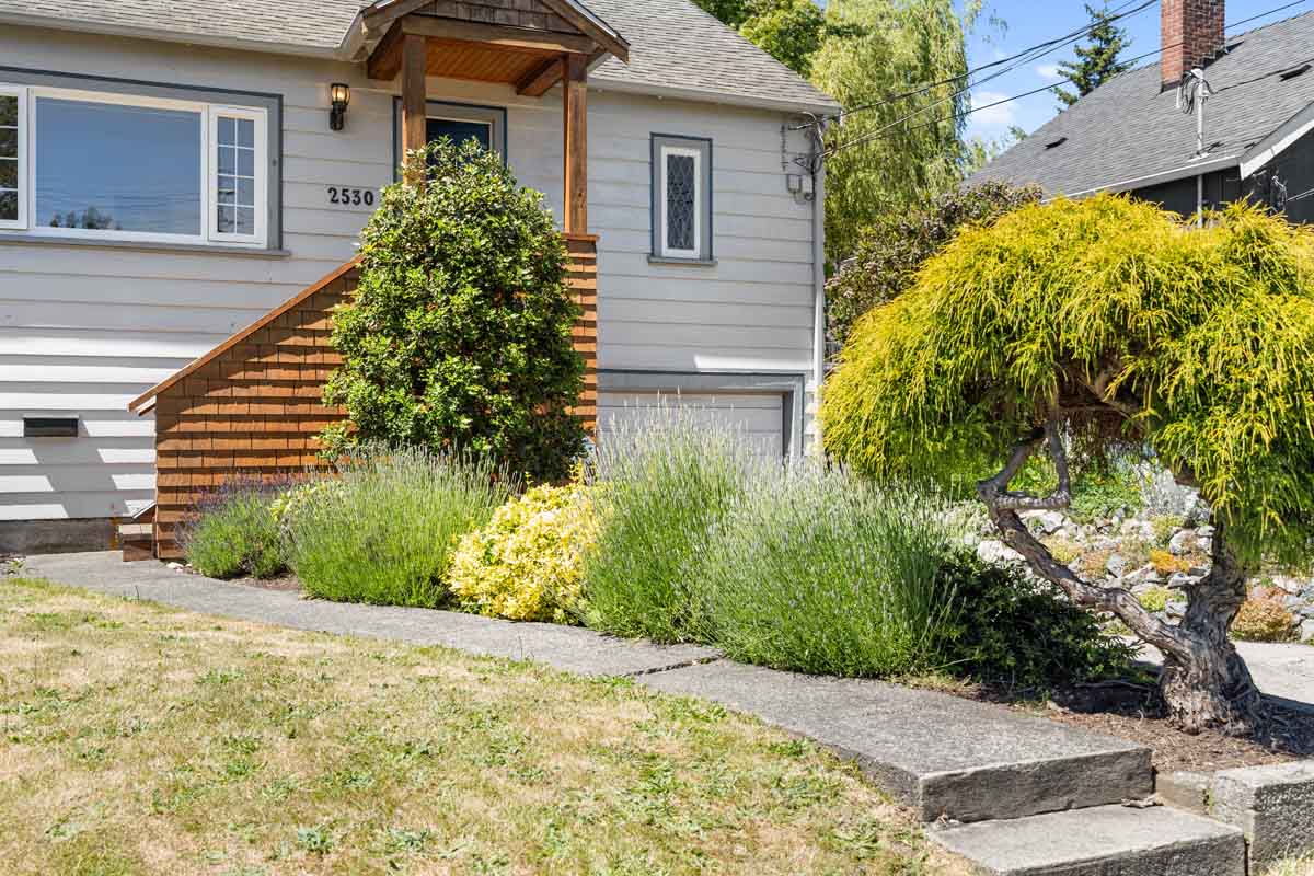 2530 Blackwood 32