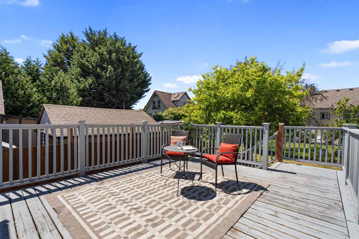 2530 Blackwood 34