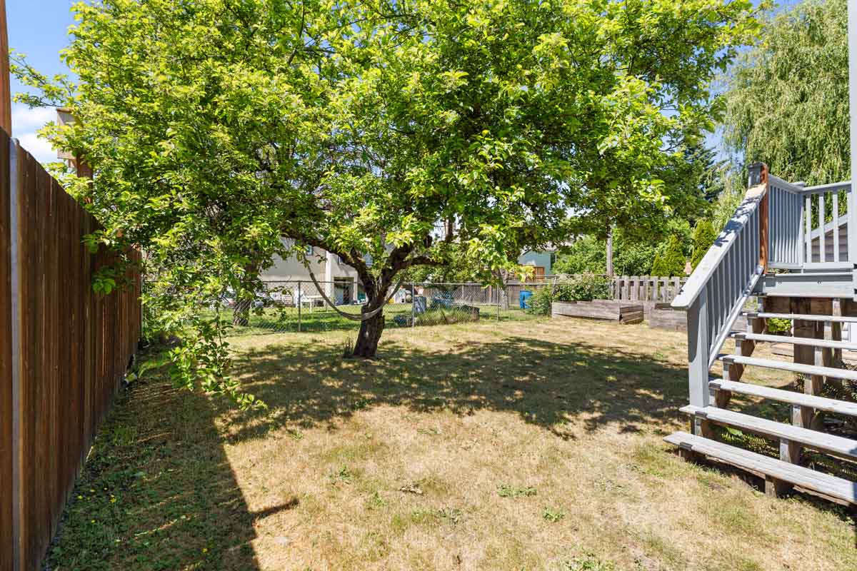 2530 Blackwood 37