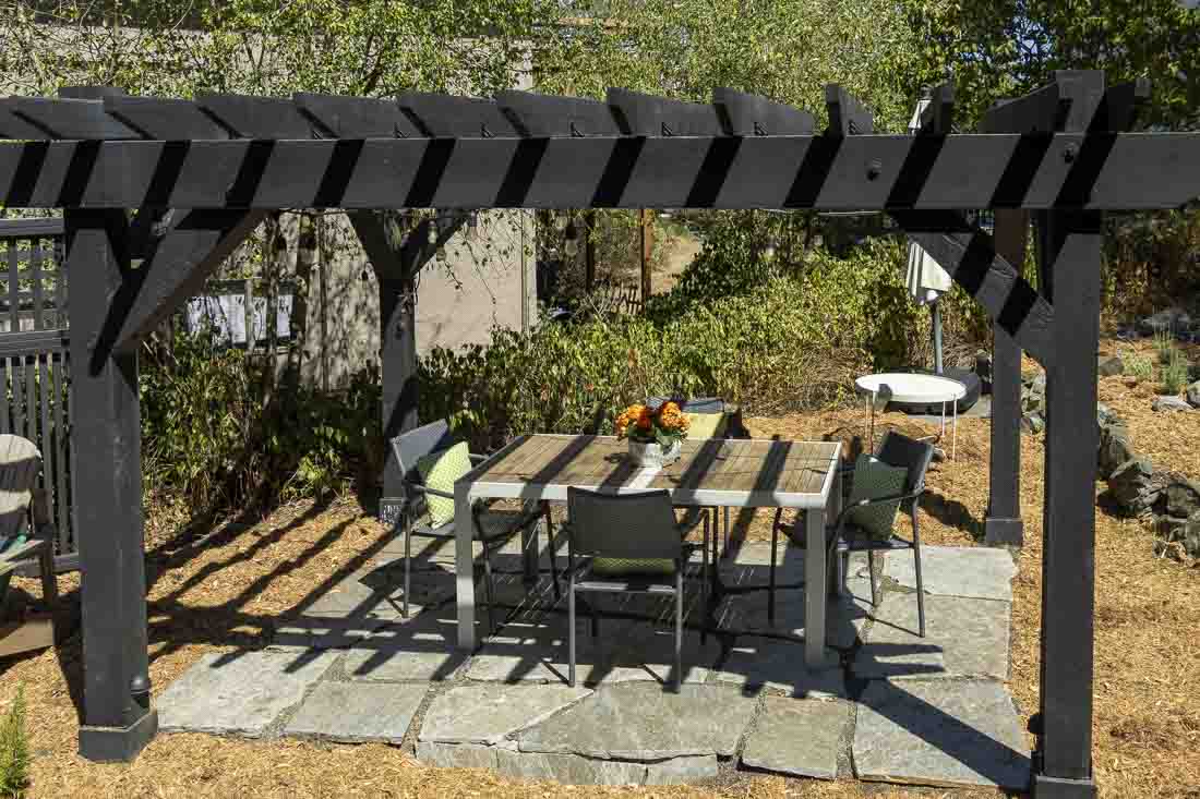 69 26 041