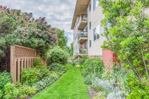 Gardens at 1270 Beach Dr  - Oak Bay Condos