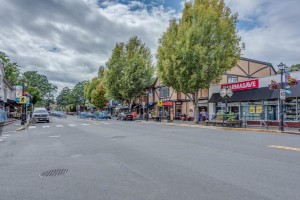 The Village at Oak Bay Avenue