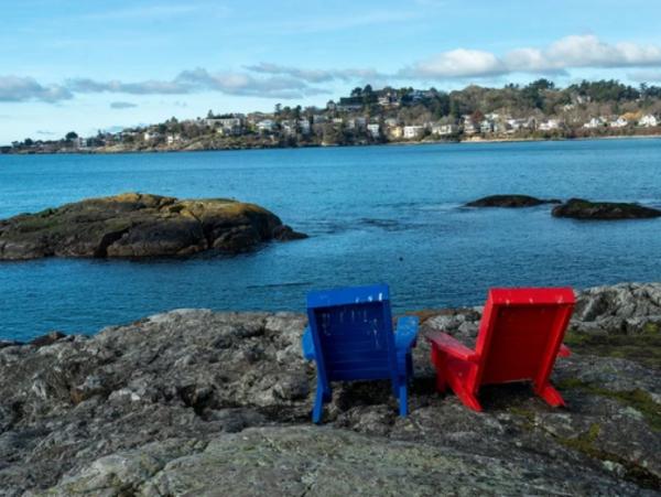 Chairs Oak Bay