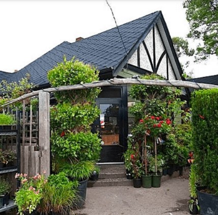 Demitasse Cafe Garden-Centre